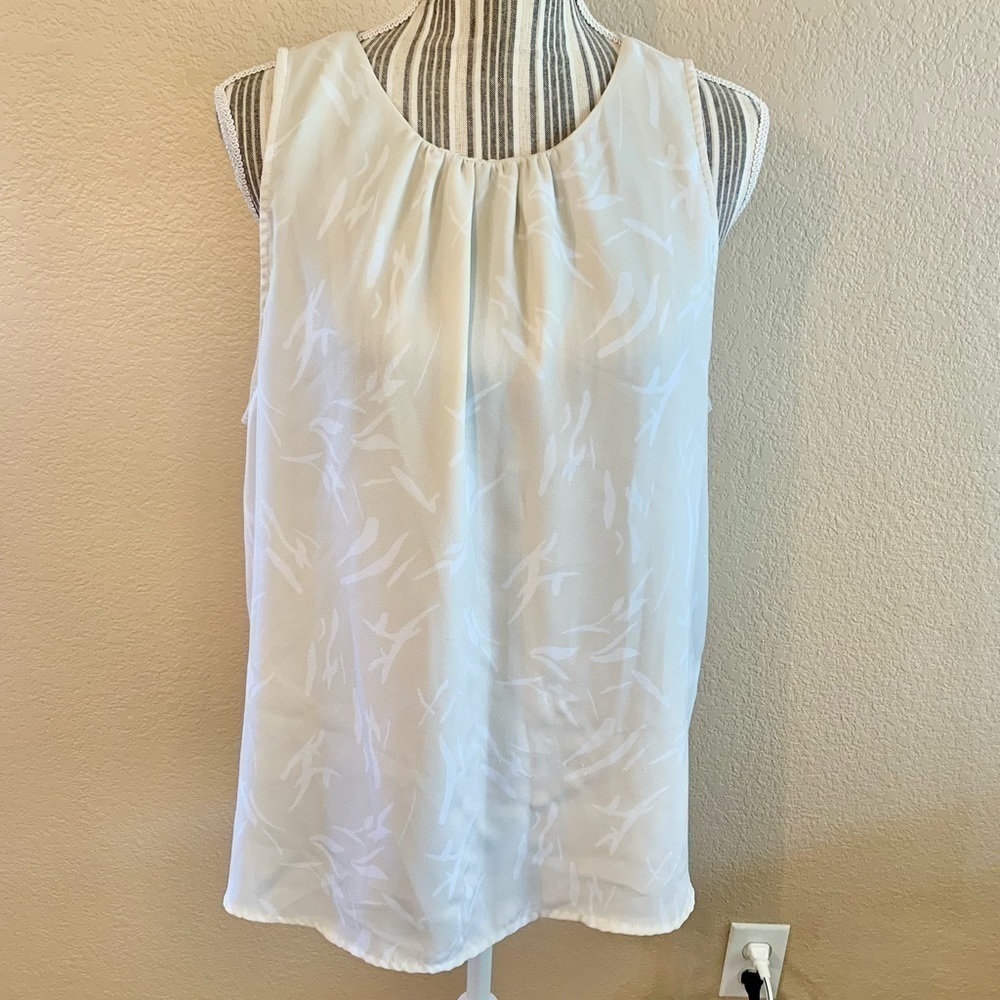 A New Day Tunic Top XL Sleeveless Light Taupe White Round Gathered Neck